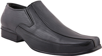 20% OFF on Yepme Slip On 20% OFF on Yepme Slip On