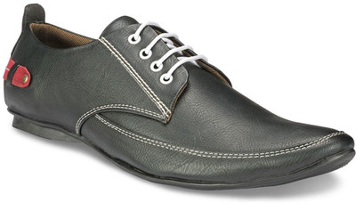 20% OFF on Yepme Black Casual Shoes