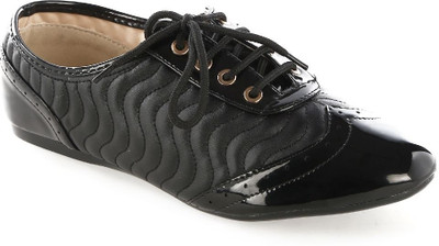 60% OFF on CatBird Suruchi Women Casual Shoes 60% OFF on CatBird Suruchi Women Casual Shoes