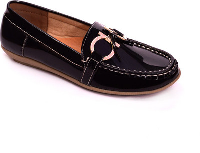30% OFF on Footkraft Black Loafers