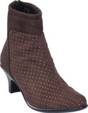 30% OFF on Shoe Bazar Brown Boots