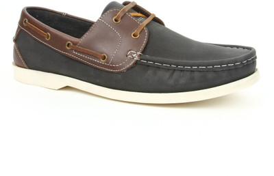 30% OFF on Urban Country Casual Boat Shoes 30% OFF on Urban Country Casual Boat Shoes