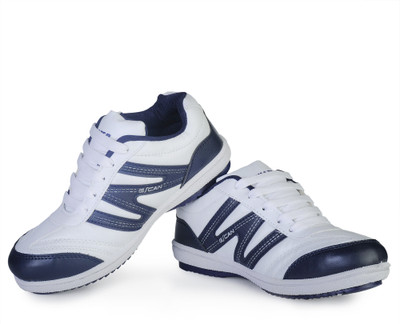 Chazer Sporty Look Walking Shoes