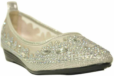 40% OFF on Nine Cat Bellies