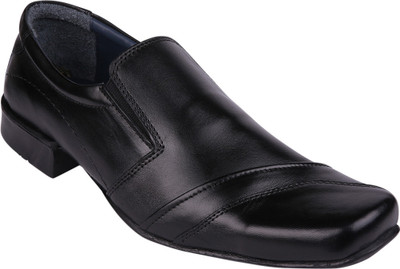 47% OFF on Hi-Tec F2001 Slip On Shoes 47% OFF on Hi-Tec F2001 Slip On Shoes