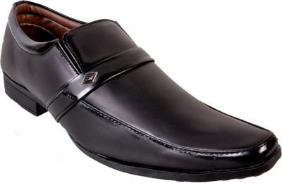 63% OFF on Afrojack New Trend Slip On Shoes 63% OFF on Afrojack New Trend Slip On Shoes