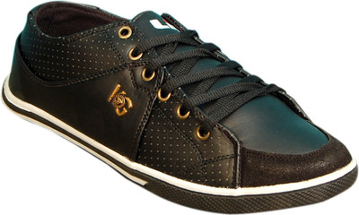 32% OFF on Radition Lifestyle Casual Shoes