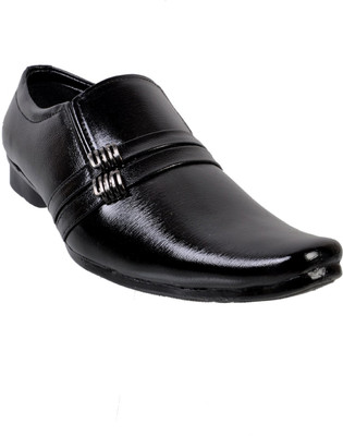 75% OFF on Walk Free Dark Black Party Wear Shoes