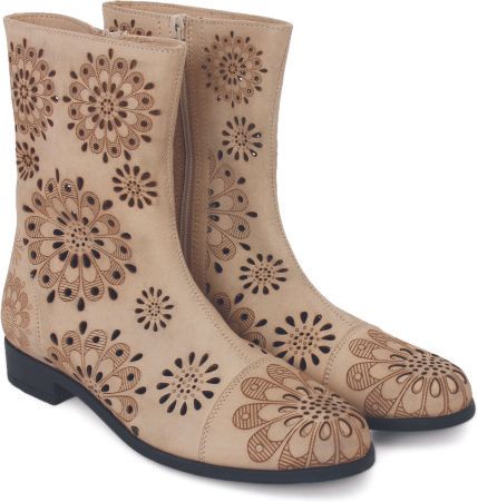 60% OFF on La Briza Calp Boots 60% OFF on La Briza Calp Boots