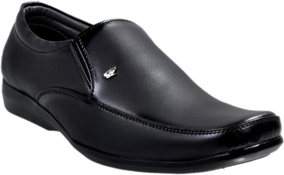 60% OFF on Tiger Wood Alvis Slip On Shoes 60% OFF on Tiger Wood Alvis Slip On Shoes
