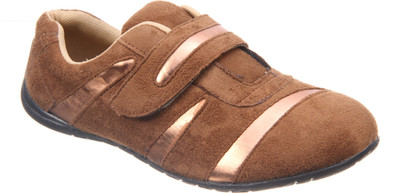 titas casual shoes