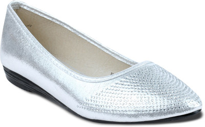 73% OFF on TEN Trendy Bellies 73% OFF on TEN Trendy Bellies