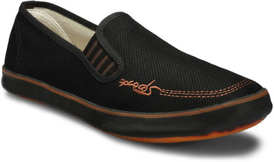 20% OFF on Yepme Men Black Casual Shoes 20% OFF on Yepme Men Black Casual Shoes