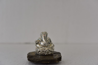 6% OFF on Chaandi Sidh Ganesha Showpiece - 6.5 cm 6% OFF on Chaandi Sidh Ganesha Showpiece - 6.5 cm