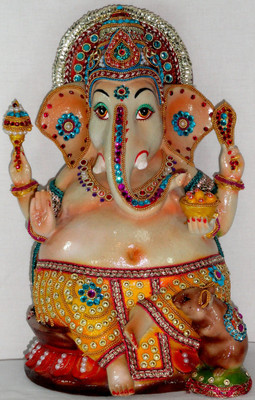 9% OFF on Paras Showpiece - 35 cm 9% OFF on Paras Showpiece - 35 cm