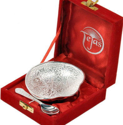 30% OFF on Jaipur Raga Brass Decorative Platter Silver 30% OFF on Jaipur Raga Brass Decorative Platter Silver