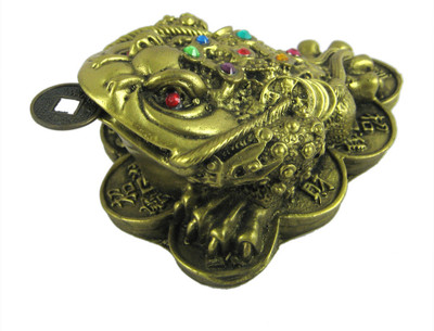 20% OFF on Eshoppee feng shui three legged frogg with coin for wealth and happiness Showpiece - 10 cm