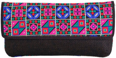 15% OFF on Craftstages Women Casual Black Jute Sling Bag 15% OFF on Craftstages Women Casual Black Jute Sling Bag