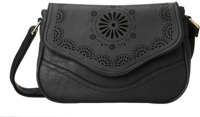 15% OFF on Cappuccino Women Casual Black Synthetic leather Sling Bag 15% OFF on Cappuccino Women Casual Black Synthetic leather Sling Bag