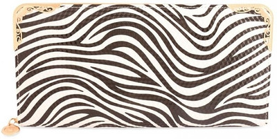 50% OFF on Circuzz Women Evening/Party Black, White Genuine Leather Sling Bag