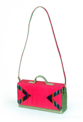 20% OFF on Allmine Girls Casual Pink, Beige Jute Sling Bag 20% OFF on Allmine Girls Casual Pink, Beige Jute Sling Bag