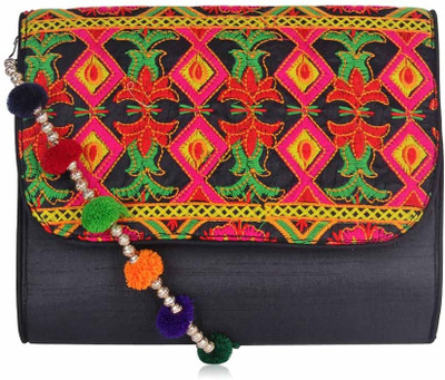 33% OFF on Advika Women Evening/Party, Formal Black PU Sling Bag 33% OFF on Advika Women Evening/Party, Formal Black PU Sling Bag