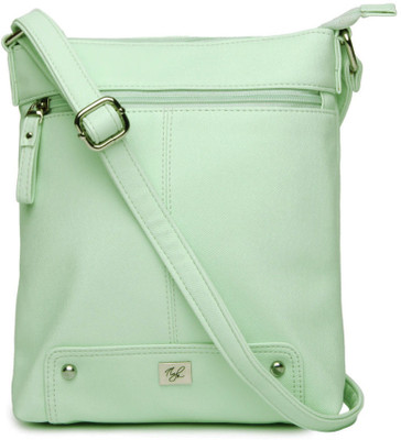Nyk Women Casual, Formal Green PU