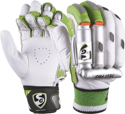 8% OFF on SG Test Pro Batting Gloves (L, Multicolor)
