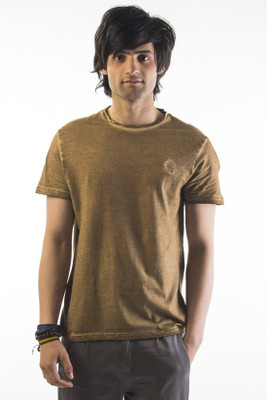 20% OFF on Srota Solid Men's Round Neck T-Shirt