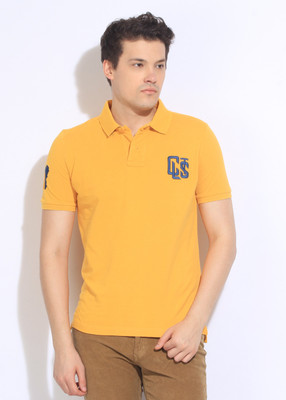 15% OFF on In The Closet Solid Men's Polo T-Shirt