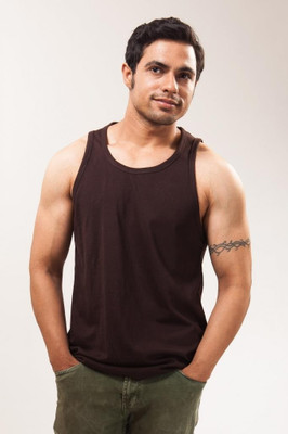 14% OFF on Unisopent Designs Solid Men's Round Neck T-Shirt