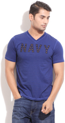 15% OFF on Rat Trap Solid Men's V-neck T-Shirt