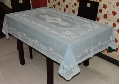20% OFF on Katwa Clasic Abstract 4 Seater Table Cover 20% OFF on Katwa Clasic Abstract 4 Seater Table Cover