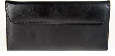 49% OFF on Quero Black Passport Case 49% OFF on Quero Black Passport Case