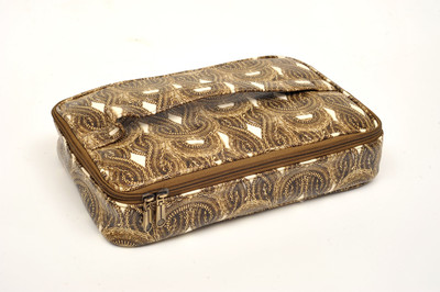 50% OFF on SG Collection Printed Chains Travel Box Kit Big Brown 50% OFF on SG Collection Printed Chains Travel Box Kit Big Brown