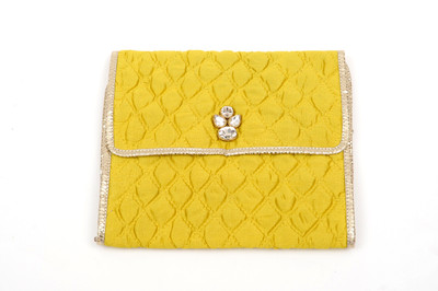 47% OFF on SG Collection 25 Compartment Jewelry Pouch Yellow 47% OFF on SG Collection 25 Compartment Jewelry Pouch Yellow