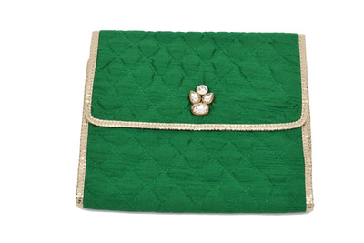 47% OFF on SG Collection 25 Compartment Jewelry Pouch Green 47% OFF on SG Collection 25 Compartment Jewelry Pouch Green