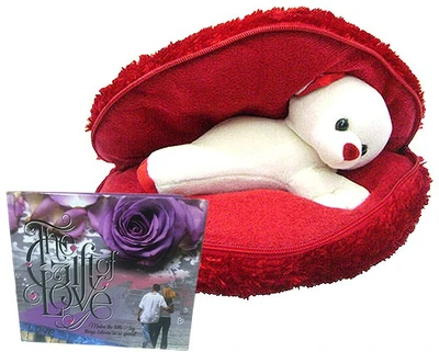 60% OFF on Saugat Traders ST0000798 Valentine Gift Set