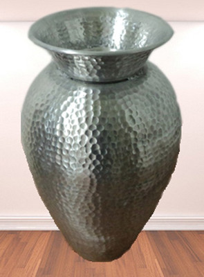 20% OFF on SOI Aluminium Vase 20% OFF on SOI Aluminium Vase