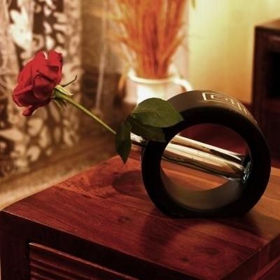 21% OFF on Tokenz Cubical Bud Flower Wooden Vase 21% OFF on Tokenz Cubical Bud Flower Wooden Vase