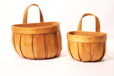 33% OFF on Wink Wooden Hanging Planters- Set Of 2 Wooden Vase 33% OFF on Wink Wooden Hanging Planters- Set Of 2 Wooden Vase