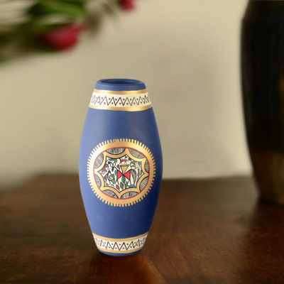 33% OFF on ExclusiveLane Handpainted Warli Dholak Terracotta Vase 33% OFF on ExclusiveLane Handpainted Warli Dholak Terracotta Vase