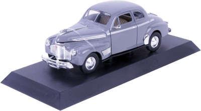 10% OFF on New-Ray 1:32 Scale Diecast 1941 Chevrolet Special Deluxe 5 Passenger Couple Car