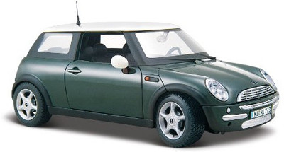 Maisto Porsche Panamera Turbo Car Maisto Porsche Panamera Turbo Car