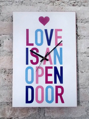 46% OFF on Kwardrobe Valentine Door Analog Wall Clock White