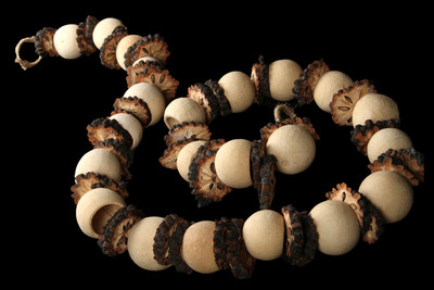 14% OFF on Exotic Creations Rocky Bay - Dried flower bandarwal Multicolor